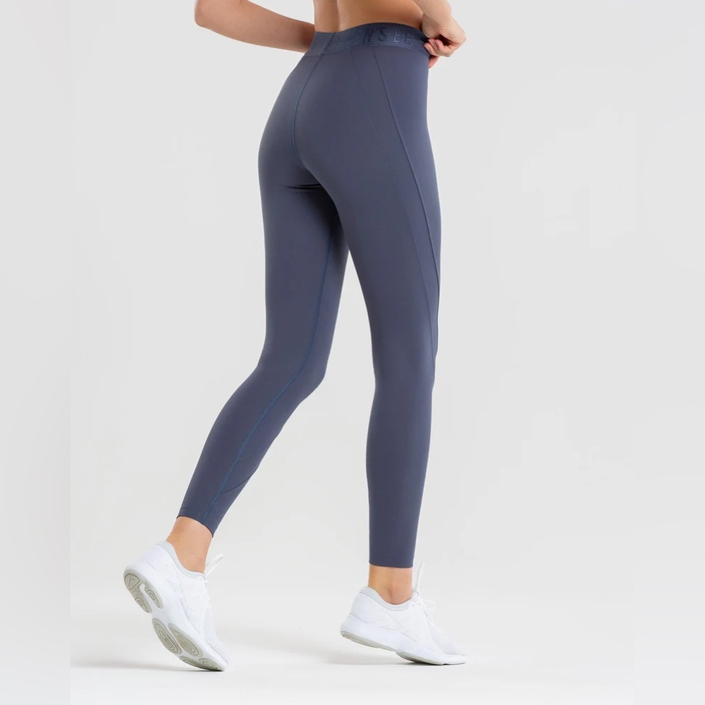 Womens Best Hold Leggings - Picture 5 of 13